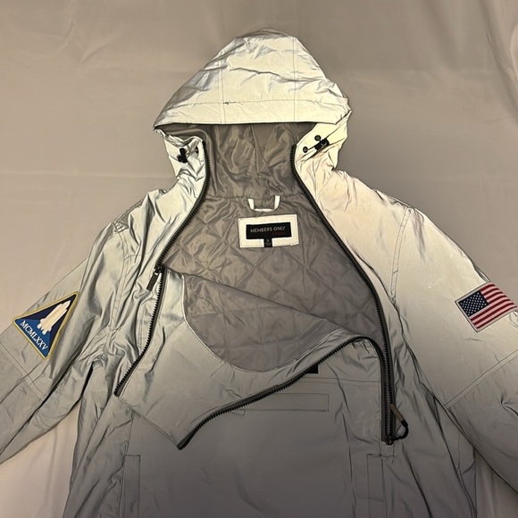 Members Only Half Zip Reflective Light Puffer - Picture 5 of 8